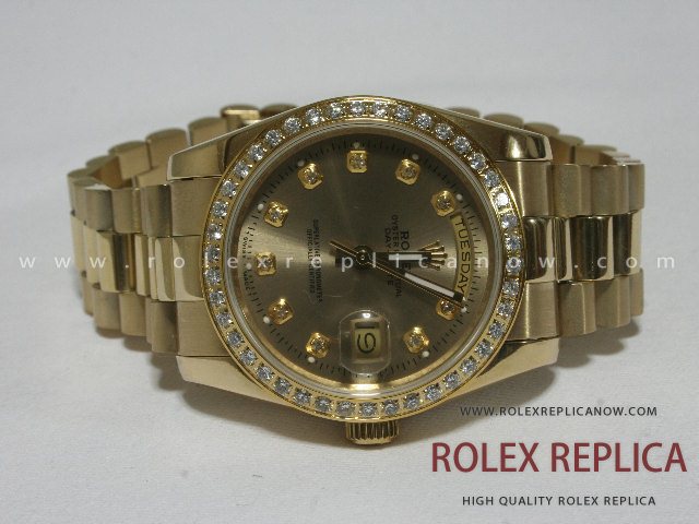 Rolex Day Date Replica Gold with Diamonds (9)